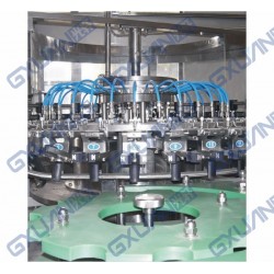 灌裝機(jī)，飲料灌裝機(jī)，含氣灌裝機(jī)，玻璃瓶灌裝機(jī)，液體灌裝機(jī)