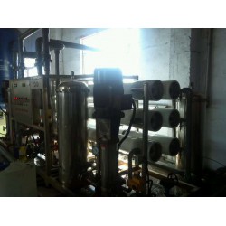 想買特價反滲透設備，就來新雪松環保|反滲透供應