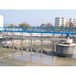 重慶沃利克環保半橋式中心傳動吸刮泥機怎么樣，重慶半橋式中心傳動吸刮泥機