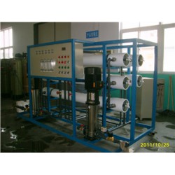 慧康水處理新款的反滲透設備出售：山東雙級反滲透設備廠家