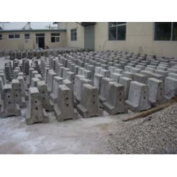 陜西隔離墩生產廠家：陜西耐用的隔離墩供應