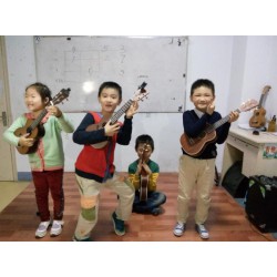 蓓蕾音樂學校專業提供尤克里里培訓，臨沂尤克里里培訓