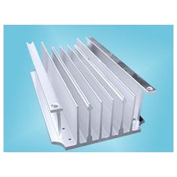 亞航電子散熱器提供實用的變頻散熱器，連云港變頻散熱器