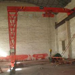 MG雙主梁門式起重機(jī)：價(jià)位合理的門式起重機(jī)，國新起重機(jī)傾力推*