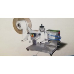 貼標(biāo)機(jī)