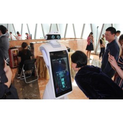 景區講解機器人，旅游服務機器人，引流機器人，**講解機器人