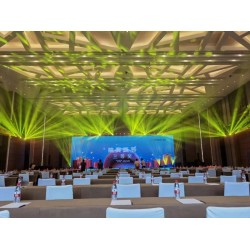 活動(dòng)策劃、場(chǎng)地布置、燈光音響、舞臺(tái)搭建，活動(dòng)租賃、舞美設(shè)備