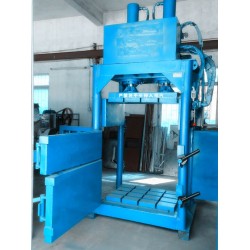 成都液壓打包機廠家 立式廢品壓包機