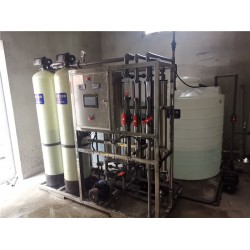 1.5噸純水設(shè)備 全自動反滲透設(shè)備 旭能水處理生產(chǎn)安裝調(diào)試